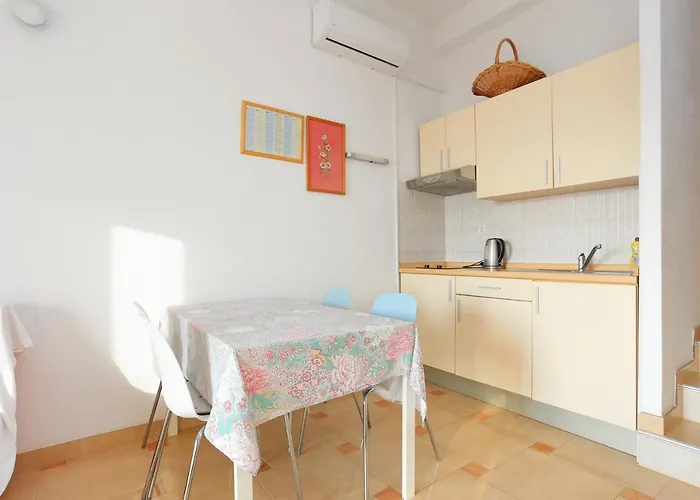 公寓 By The Sea Brela, Makarska - 6006 *